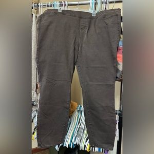 TORRID LEAN JEANS - CHOCOLATE DENIM - SKINNY FIT- SIZE 4 REGULAR